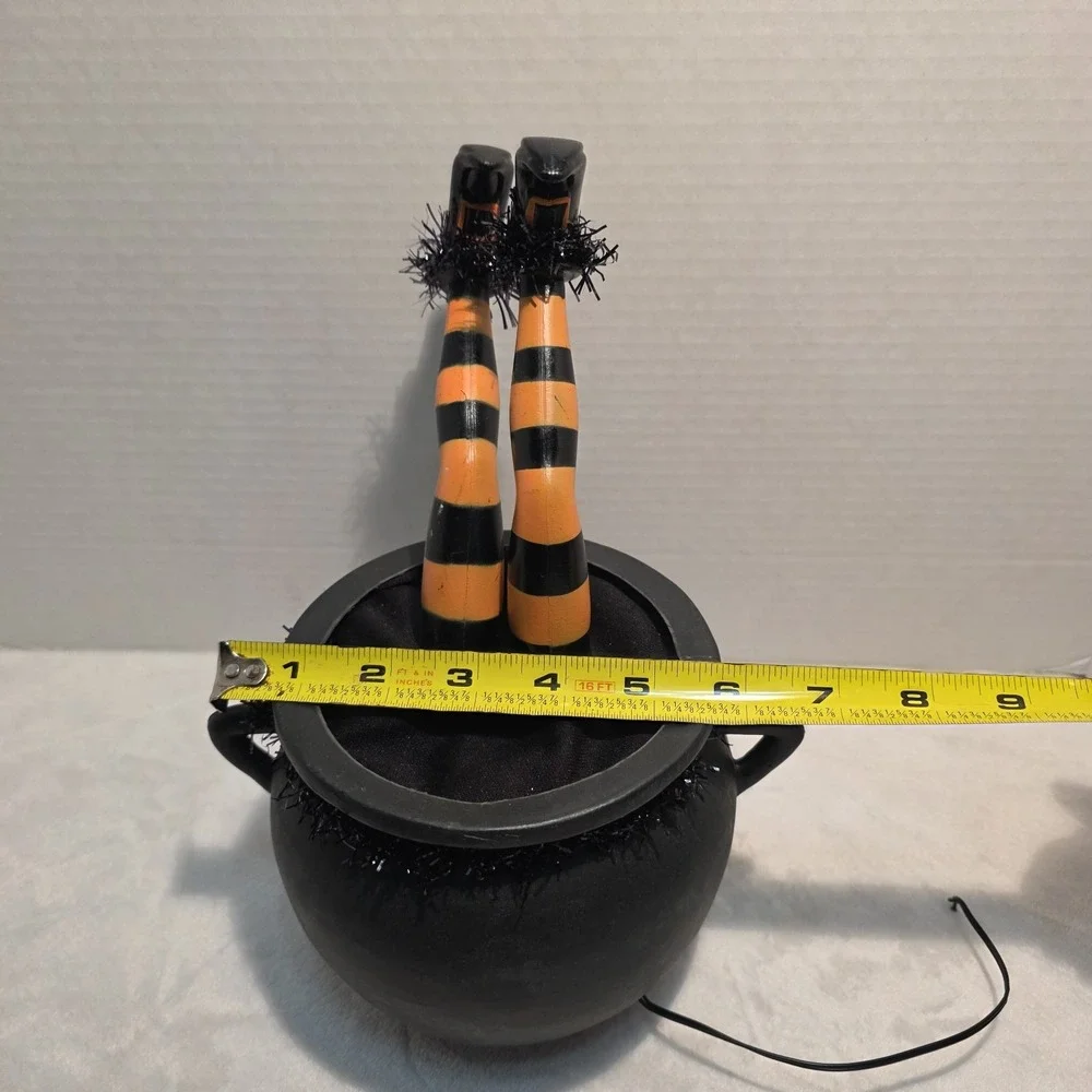 Animated Halloween Kicking Cackling Witch‎ Leg Cauldron Tekky Toys Tested